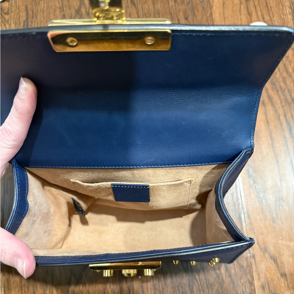 Gucci Navy and Gold Chain Shoulder Bag - Picture 2 of 3